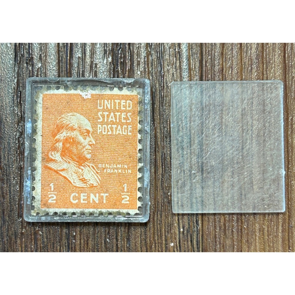 Vintage 1/2 Cent Postage‎ Stamp Featuring Benjamin Franklin 1938 - Picture 2 of 6